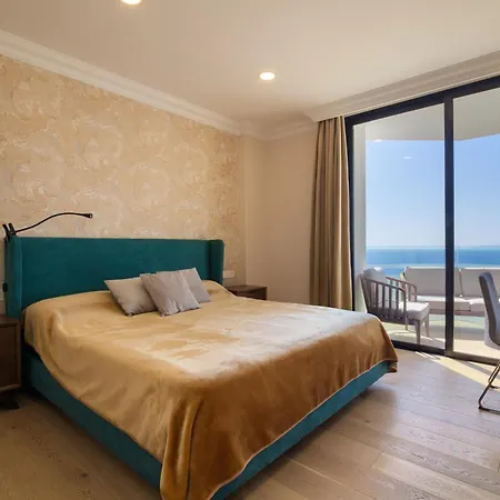 Luxury Private With Heated Pool And Amazing Ocean View *