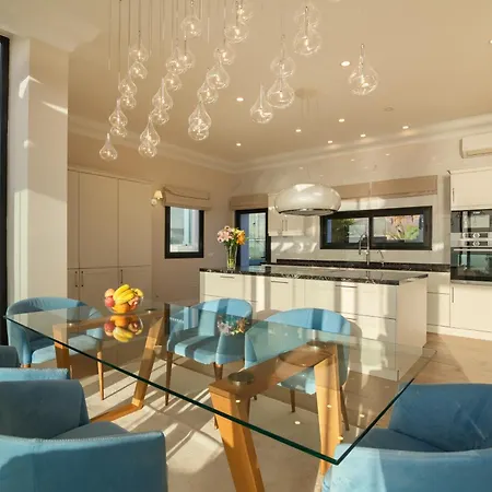Villa Luxury Private With Heated Pool And Amazing Ocean View